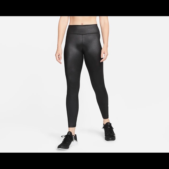 Nike Dri-FIT One
Women's Mid-Rise Shine Leggings - Picture 1 of 3